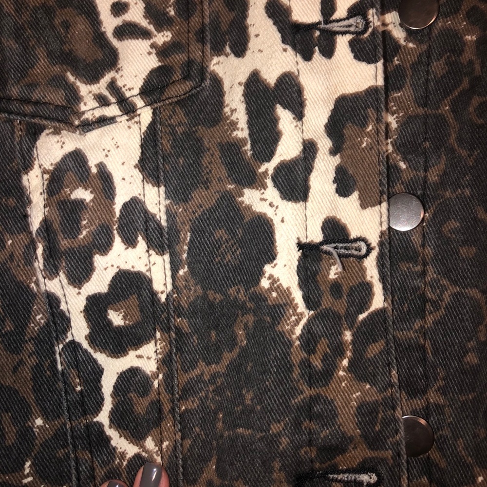 Promesa cheetah print jean jacket - Picture 6 of 7